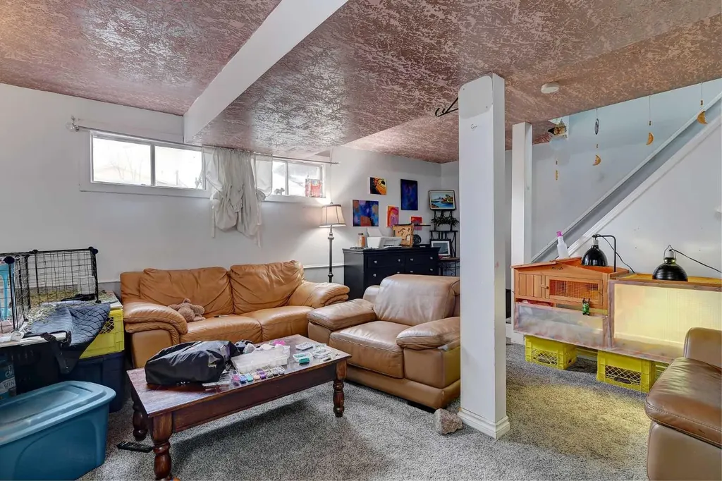 9809 98 Avenue Sexsmith AB T0H3C0