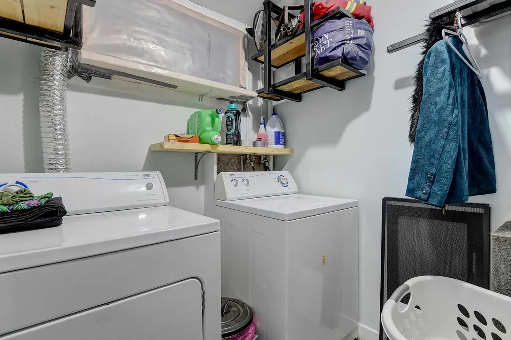 9809 98 Avenue Sexsmith AB T0H3C0