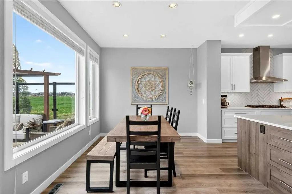 119 Dawson Harbour Court Chestermere AB T1X 1Z7