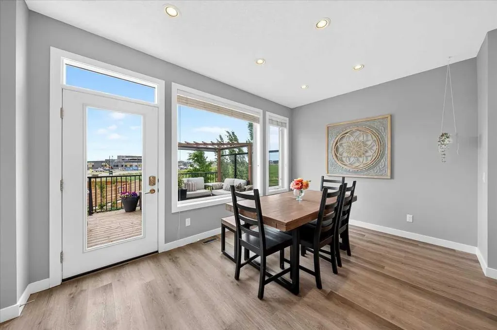 119 Dawson Harbour Court Chestermere AB T1X 1Z7