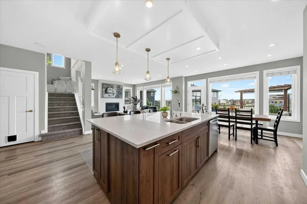 119 Dawson Harbour Court Chestermere AB T1X 1Z7