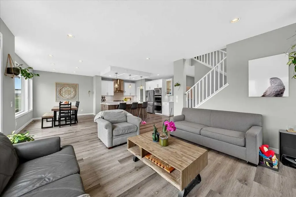 119 Dawson Harbour Court Chestermere AB T1X 1Z7