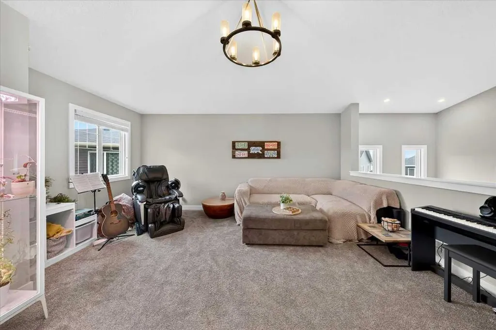 119 Dawson Harbour Court Chestermere AB T1X 1Z7