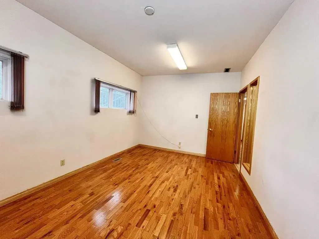 4131 Bow Trail SW Calgary AB T3C 2E9