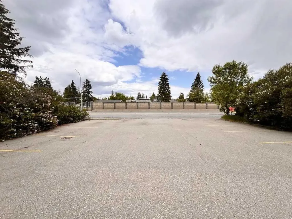 4131 Bow Trail SW Calgary AB T3C 2E9