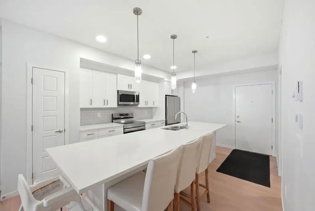 220 Seton Grove SE Calgary AB T3M3T1