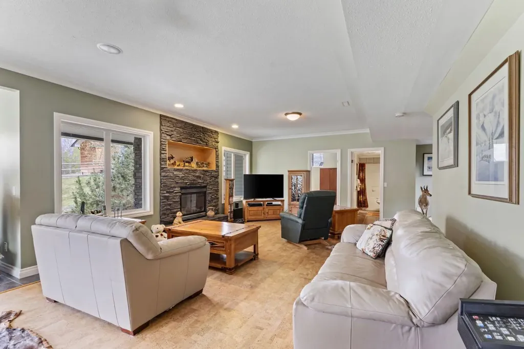 288017 160 Avenue W Rural Foothills County AB T0L 1W2