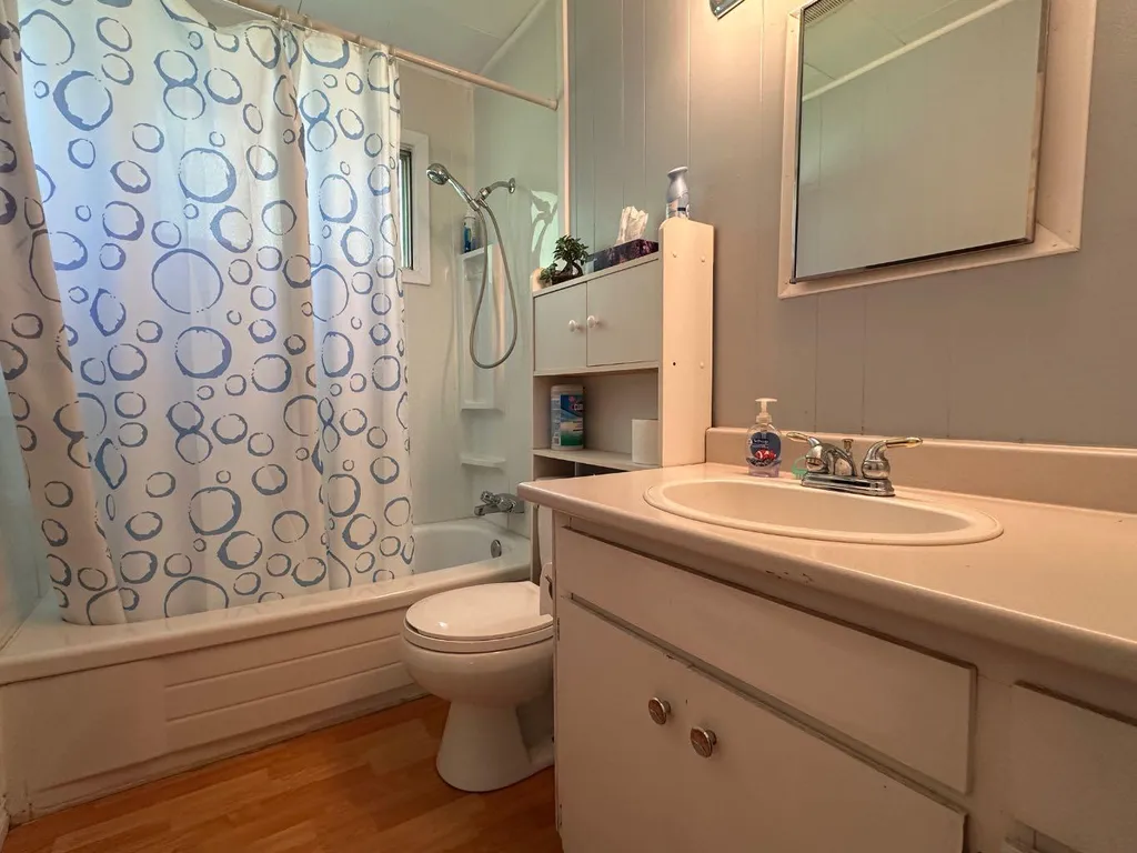 5132 Swan Crescent Swan Hills AB T0G 2C0