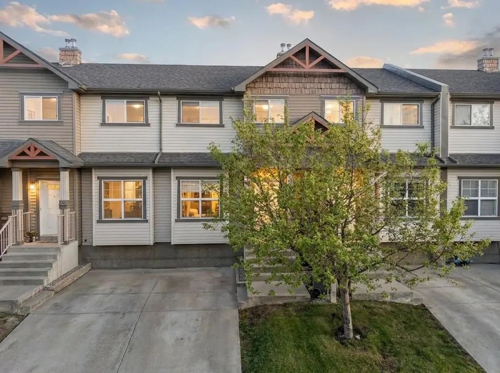 235 Ranch Ridge Meadow Strathmore AB T1P 0A9