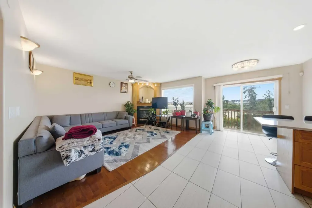 39 Taravista Drive NE Calgary AB T3J4S6