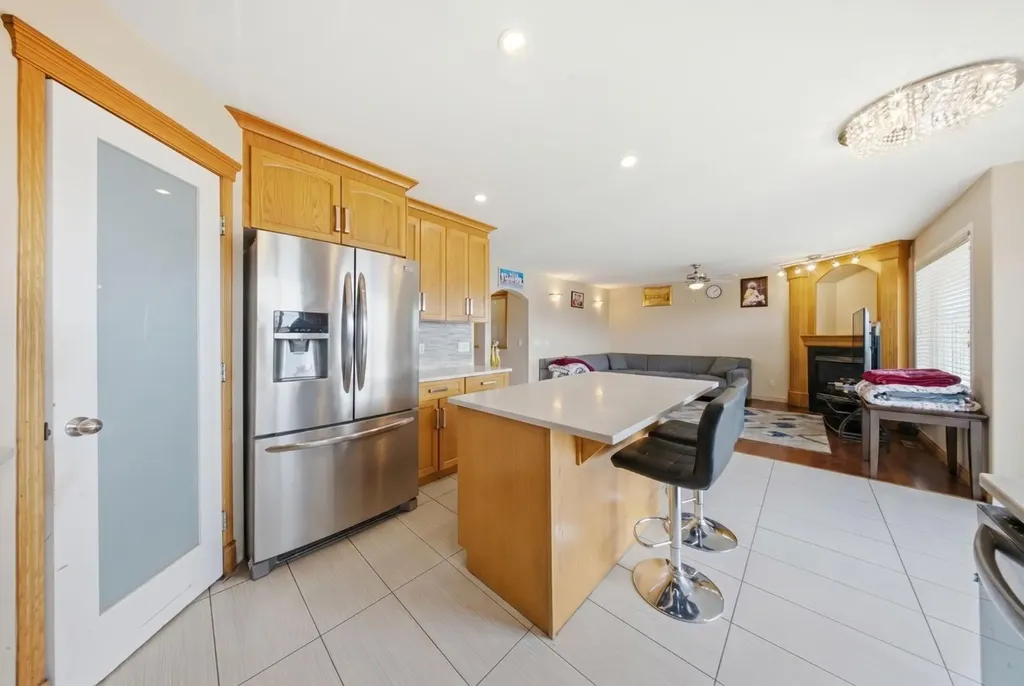 39 Taravista Drive NE Calgary AB T3J4S6