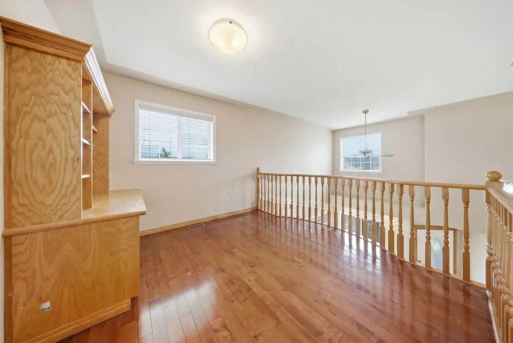 39 Taravista Drive NE Calgary AB T3J4S6