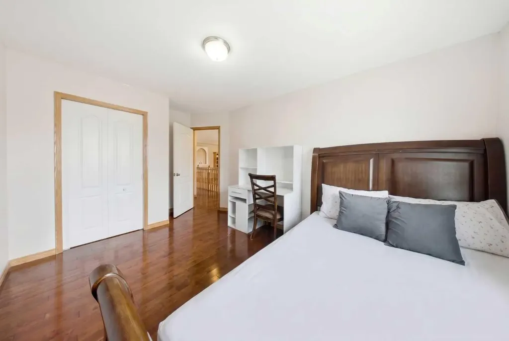 39 Taravista Drive NE Calgary AB T3J4S6
