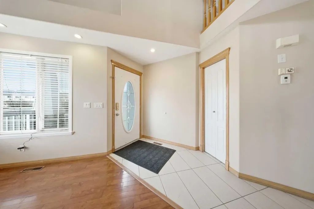 39 Taravista Drive NE Calgary AB T3J4S6