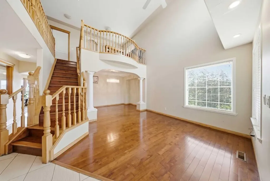 39 Taravista Drive NE Calgary AB T3J4S6
