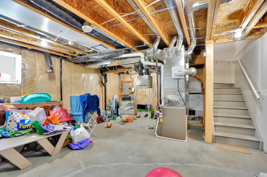 60 Cityside Grove NE Calgary AB T3N 1C9