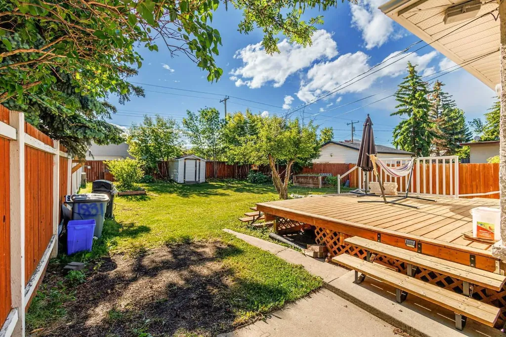 1831 43 Street SE Calgary AB T2B 1H1