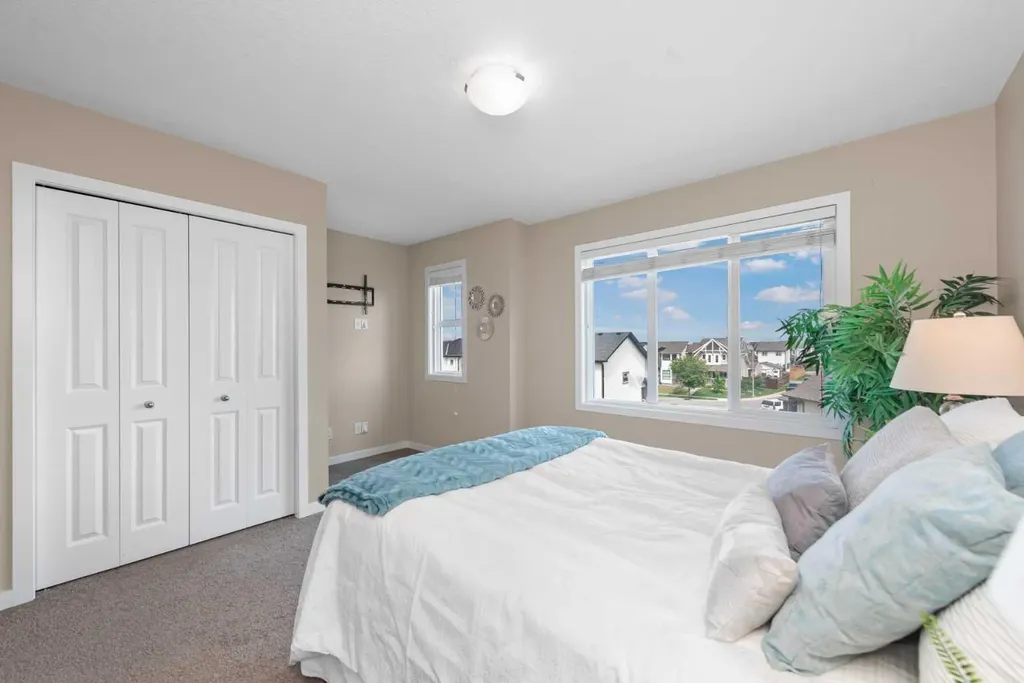 82 Copperstone Common SE Calgary AB T2Z 5E4
