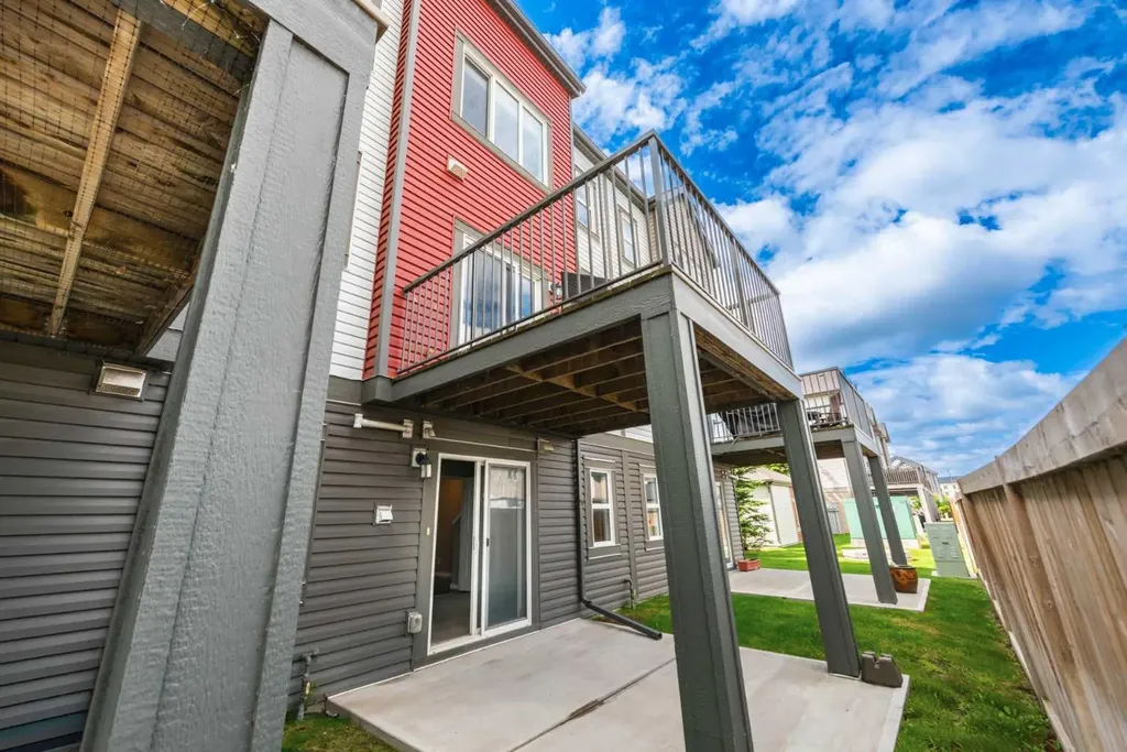 82 Copperstone Common SE Calgary AB T2Z 5E4