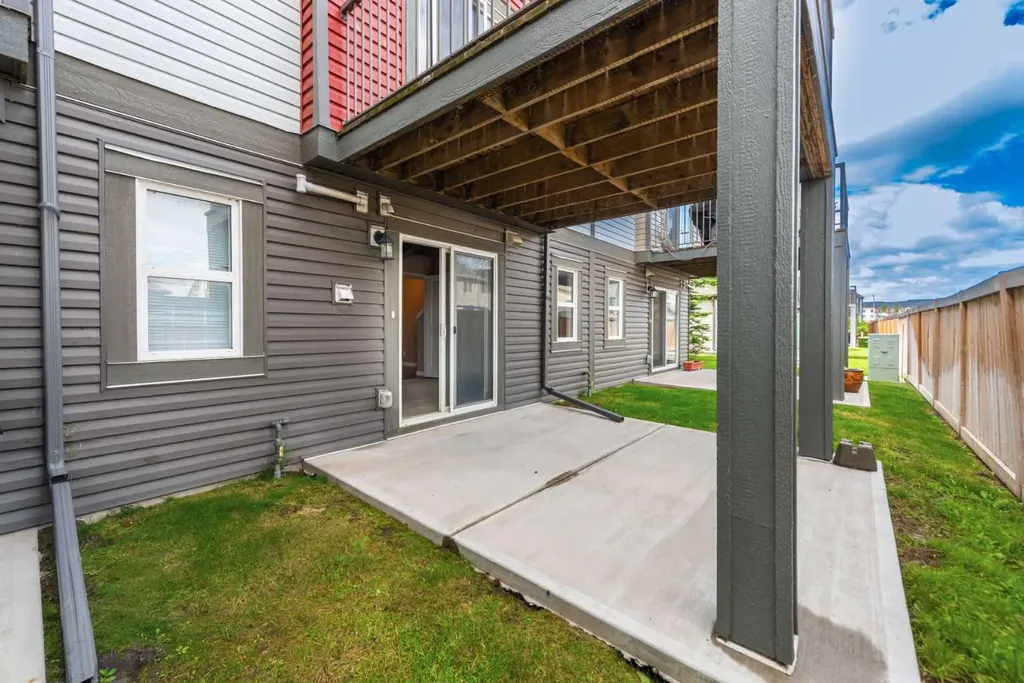 82 Copperstone Common SE Calgary AB T2Z 5E4