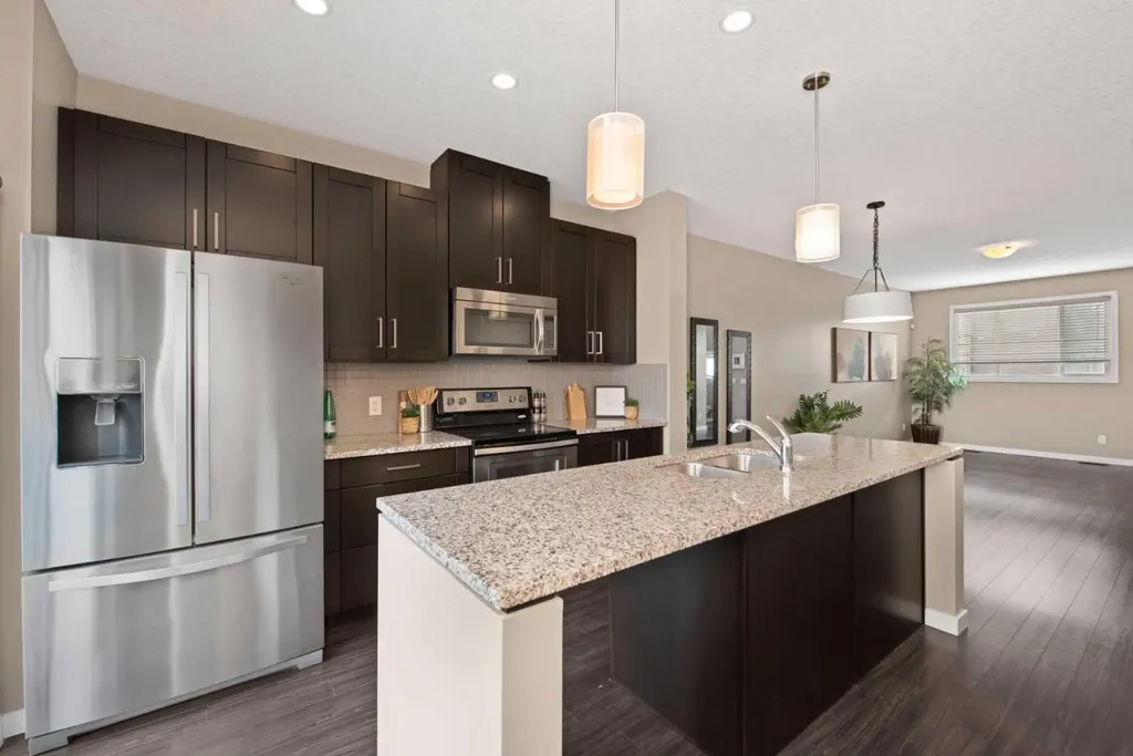 82 Copperstone Common SE Calgary AB T2Z 5E4