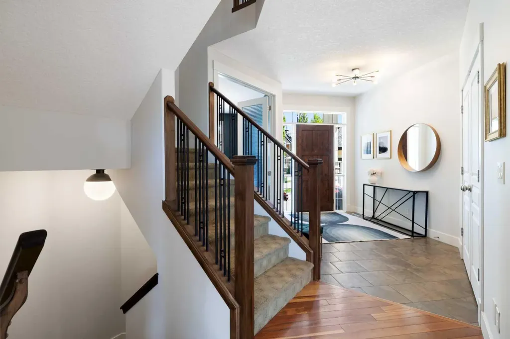 94 Auburn Sound Landing SE Calgary AB T3M 0C9