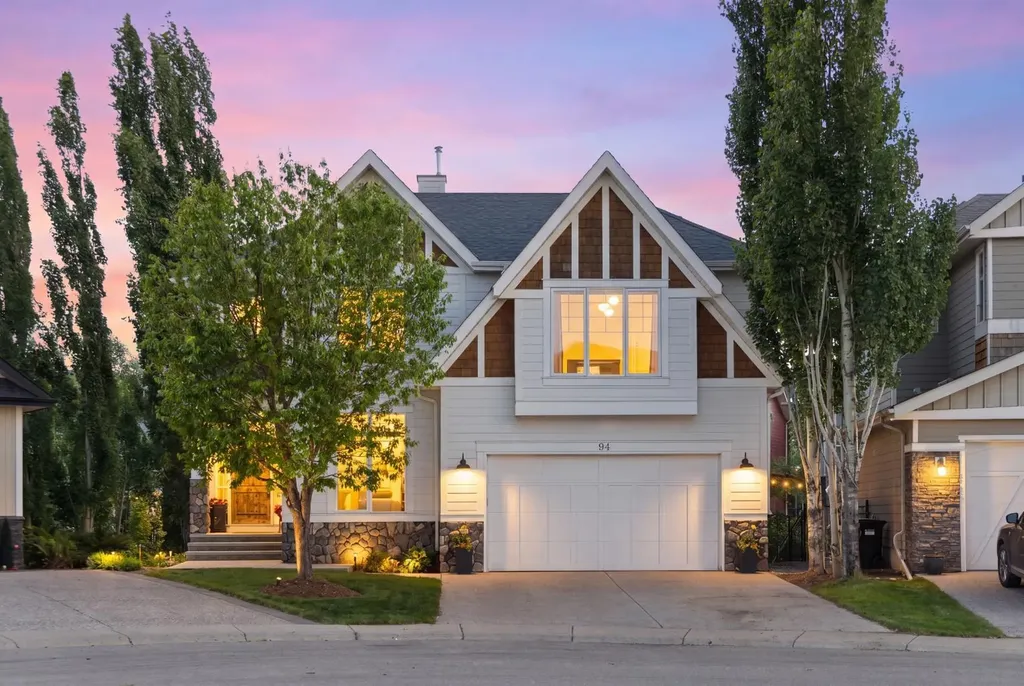 94 Auburn Sound Landing SE Calgary AB T3M 0C9