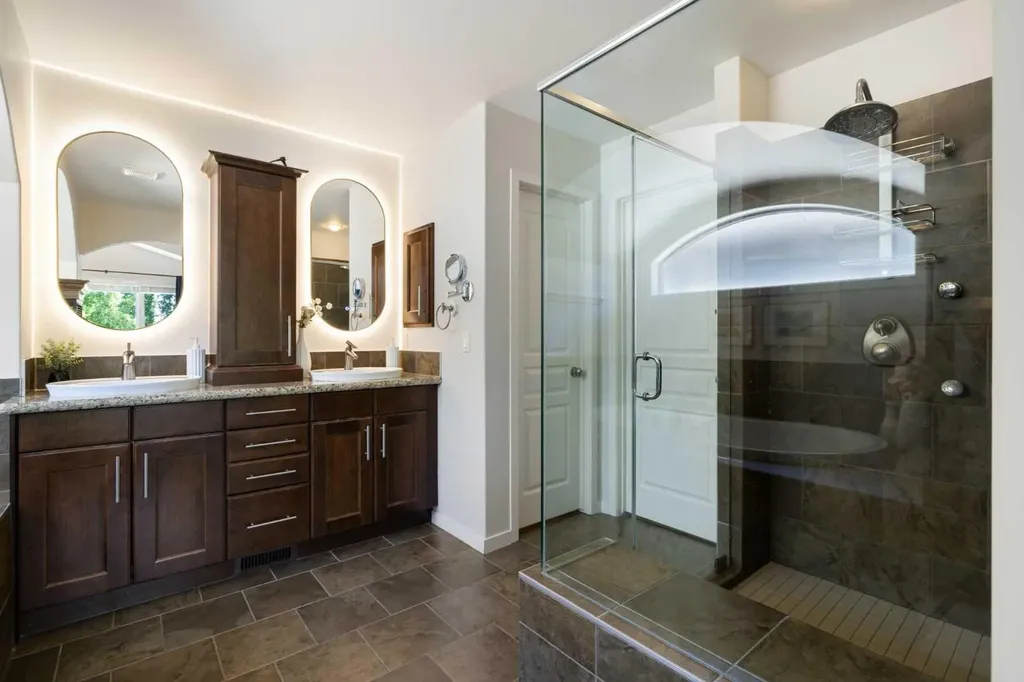 94 Auburn Sound Landing SE Calgary AB T3M 0C9
