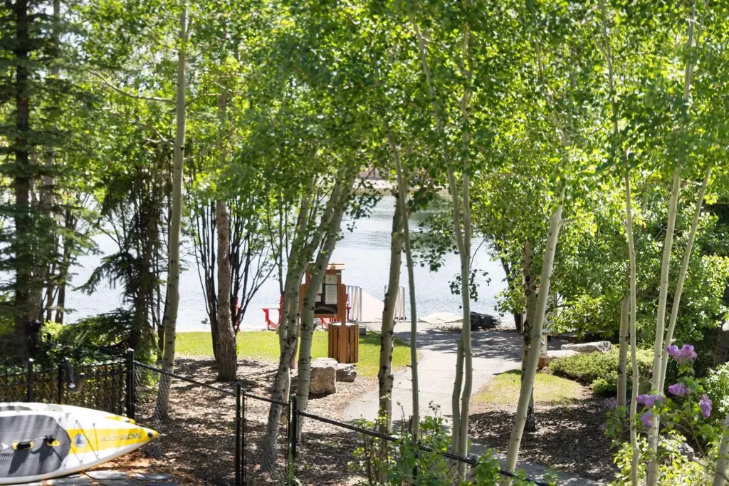 94 Auburn Sound Landing SE Calgary AB T3M 0C9