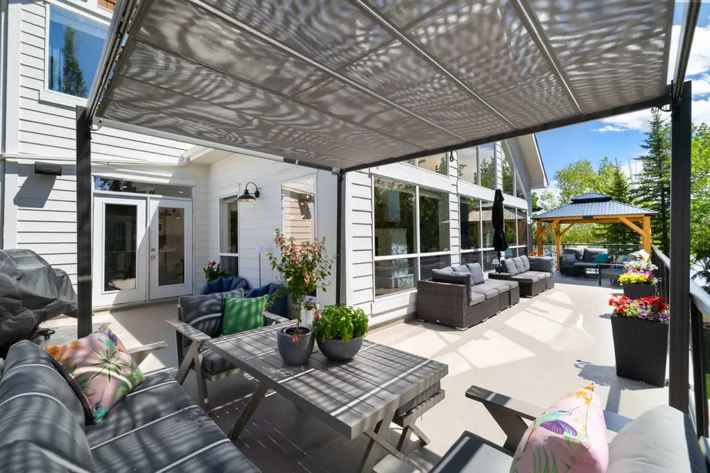 94 Auburn Sound Landing SE Calgary AB T3M 0C9