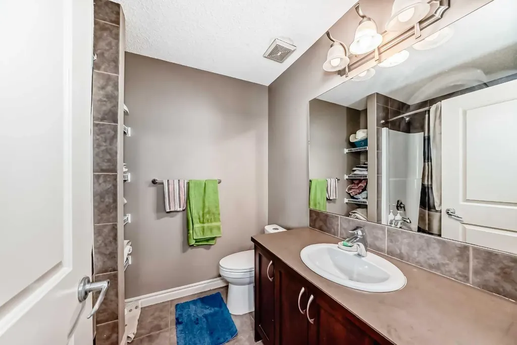104 Redstone Avenue NE Calgary AB T3N 0J6