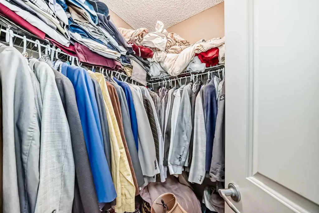 104 Redstone Avenue NE Calgary AB T3N 0J6