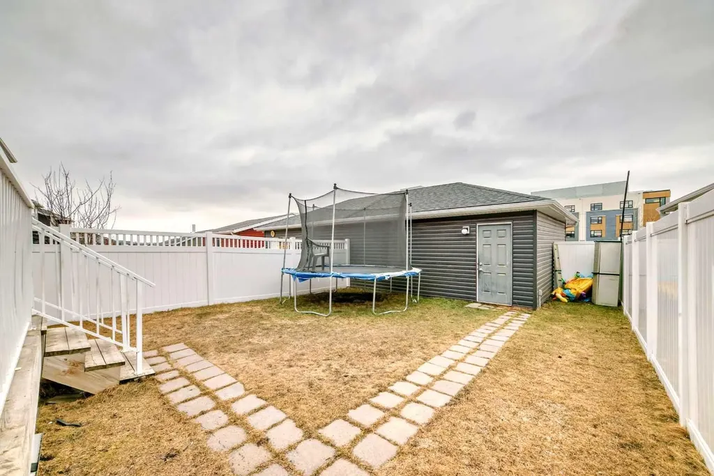 104 Redstone Avenue NE Calgary AB T3N 0J6