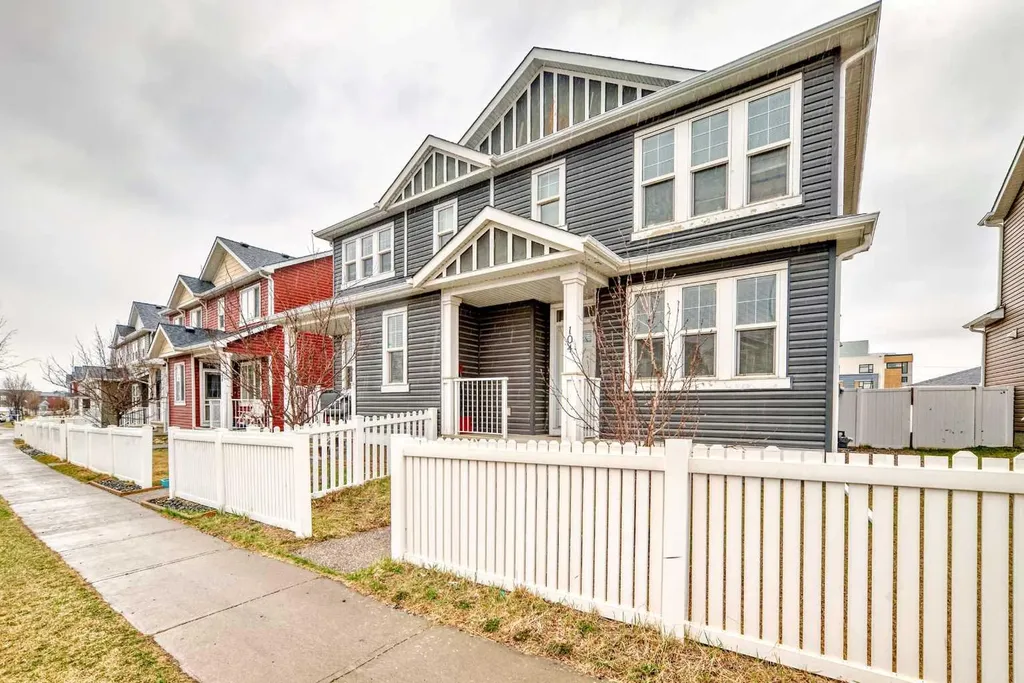 104 Redstone Avenue NE Calgary AB T3N 0J6
