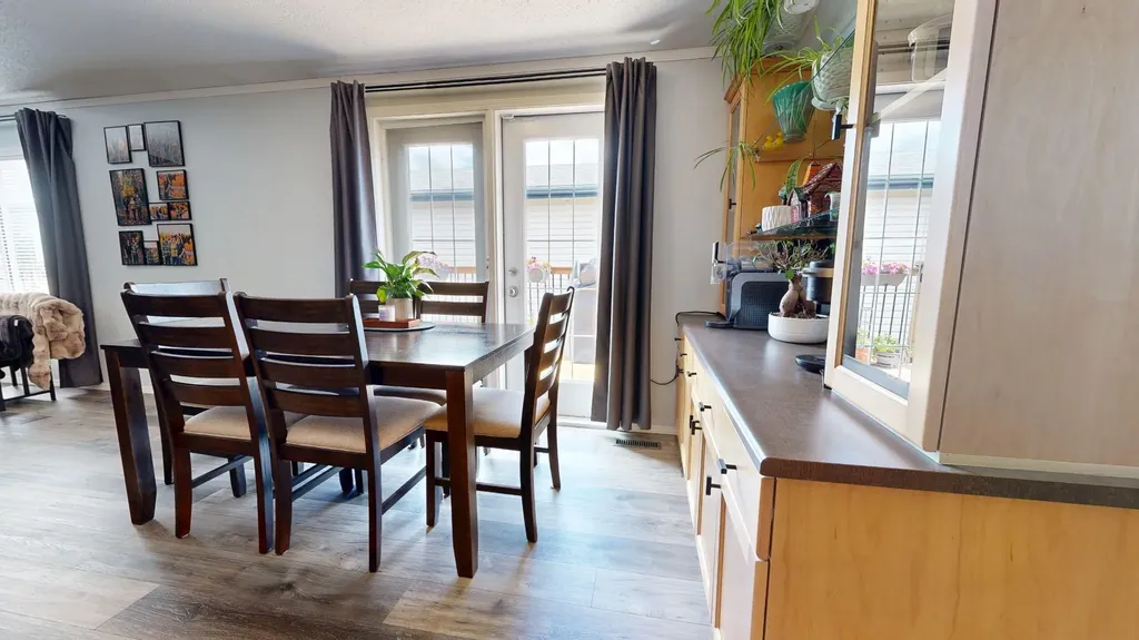 8806 85 Avenue Grande Prairie AB T8X 0A8