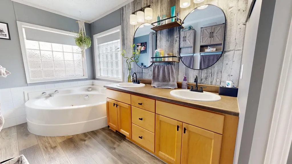 8806 85 Avenue Grande Prairie AB T8X 0A8