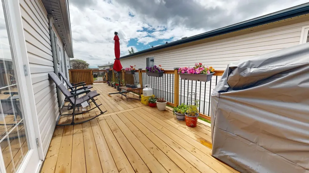 8806 85 Avenue Grande Prairie AB T8X 0A8