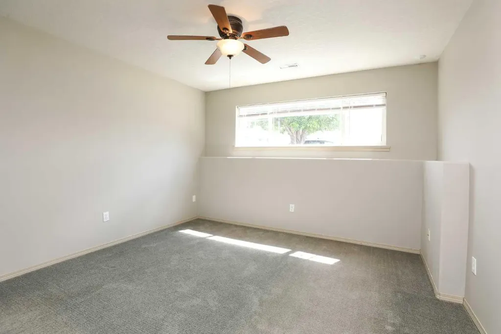 857 Blackfoot Terrace W Lethbridge AB T1K 7Y7