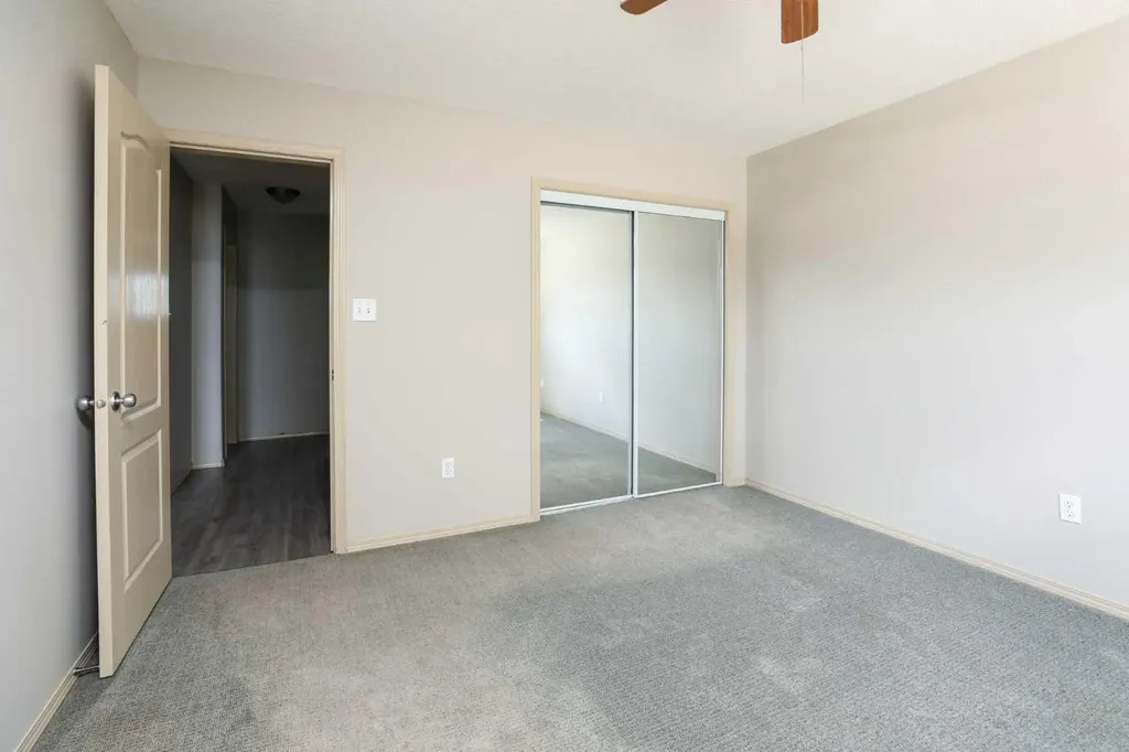 857 Blackfoot Terrace W Lethbridge AB T1K 7Y7
