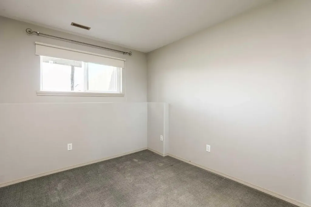 857 Blackfoot Terrace W Lethbridge AB T1K 7Y7