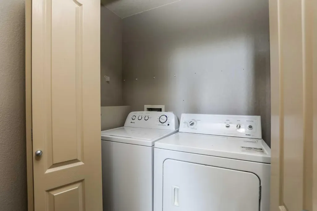 857 Blackfoot Terrace W Lethbridge AB T1K 7Y7
