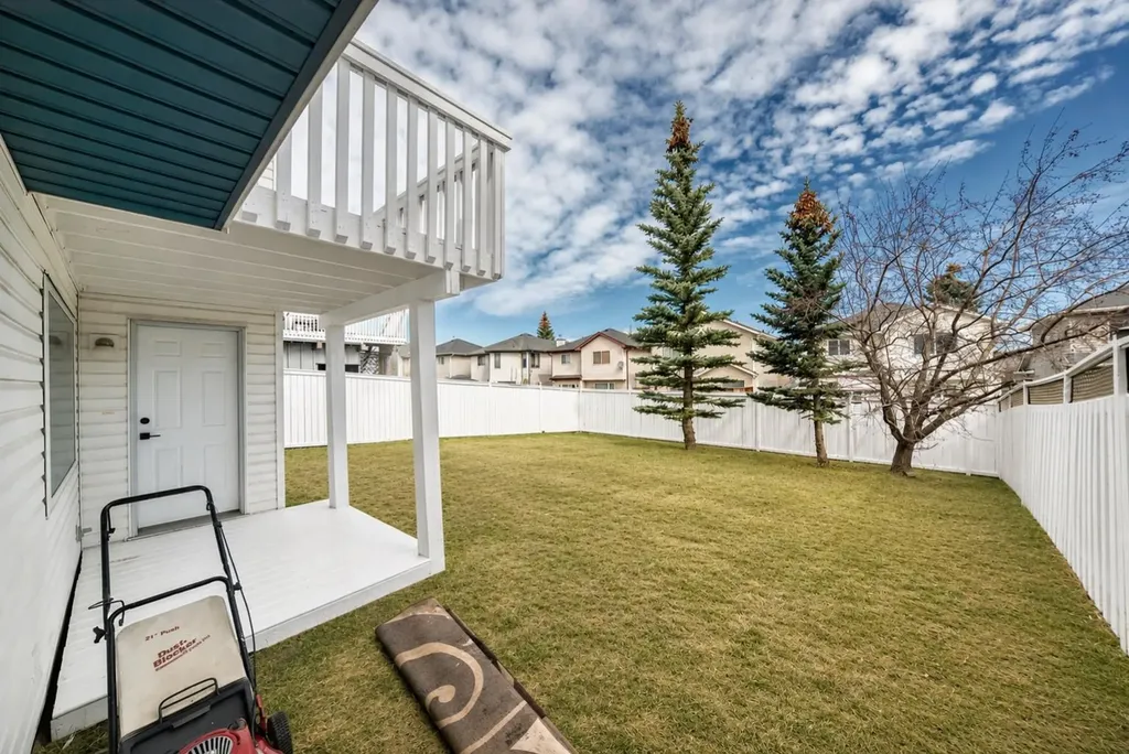 159 Citadel Peak Circle NW Calgary AB T3G 4H7