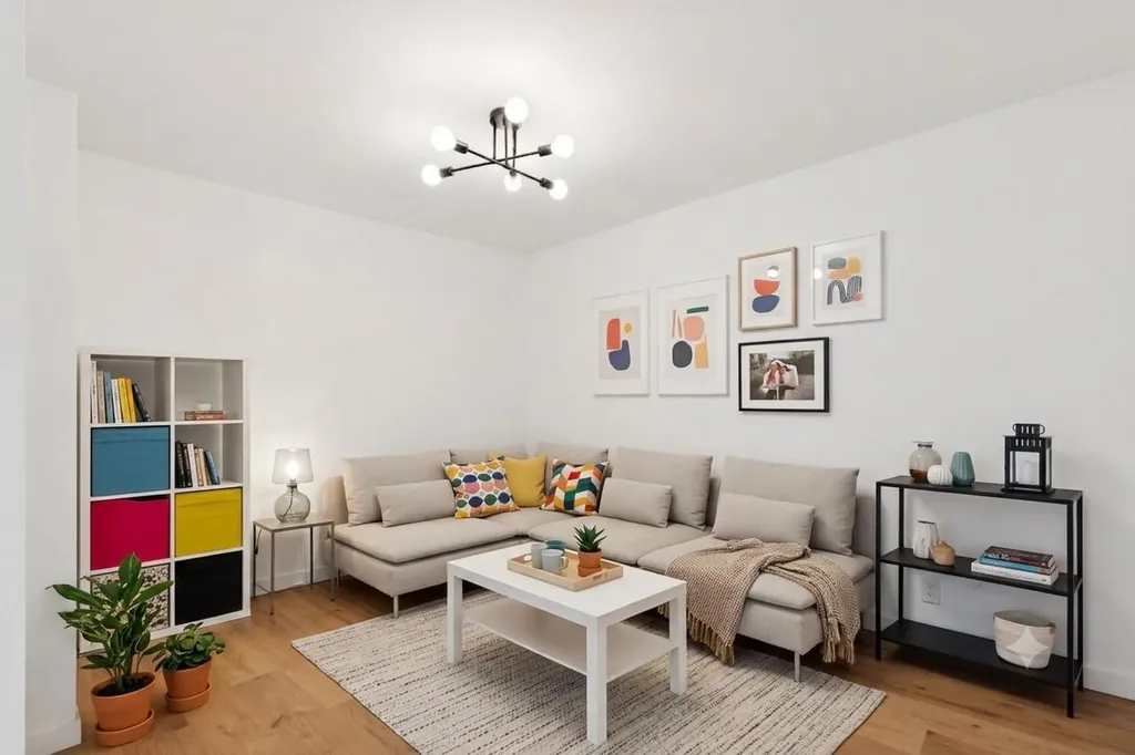 1620 70 Street SE Calgary AB T2A 7Z2