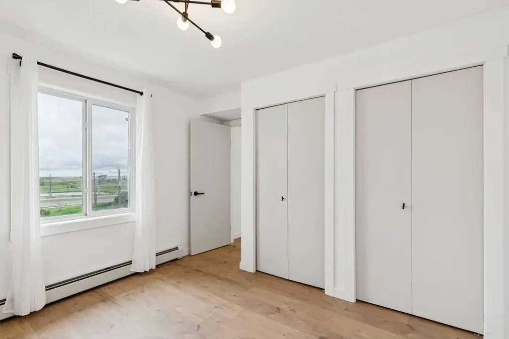 1620 70 Street SE Calgary AB T2A 7Z2