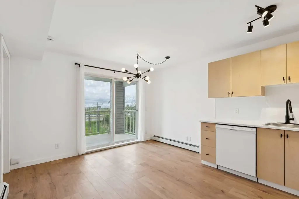 1620 70 Street SE Calgary AB T2A 7Z2