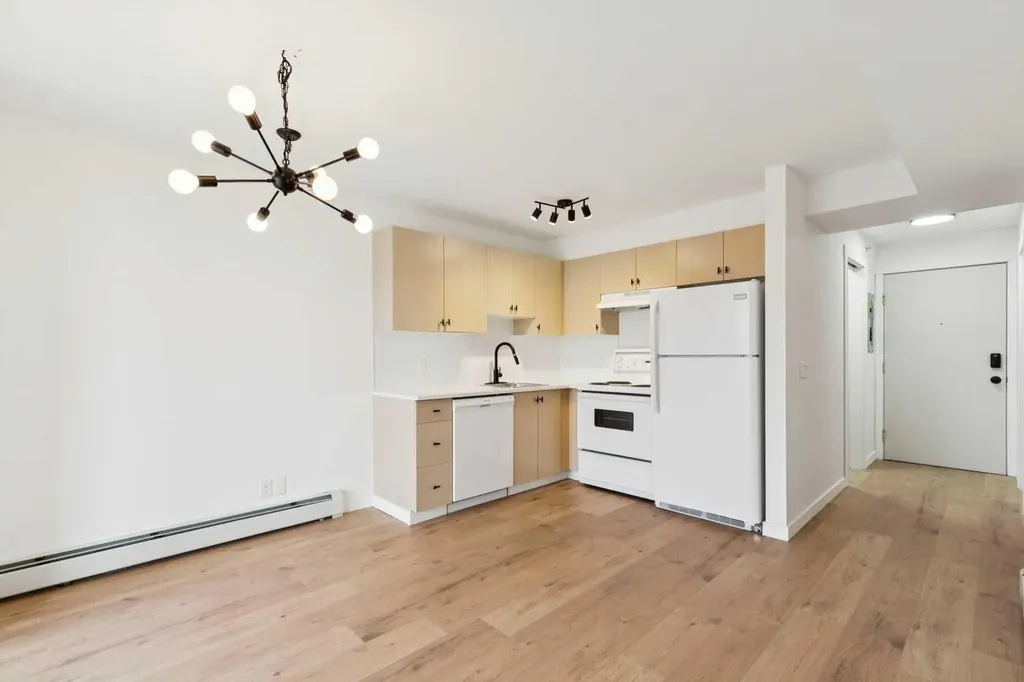 1620 70 Street SE Calgary AB T2A 7Z2