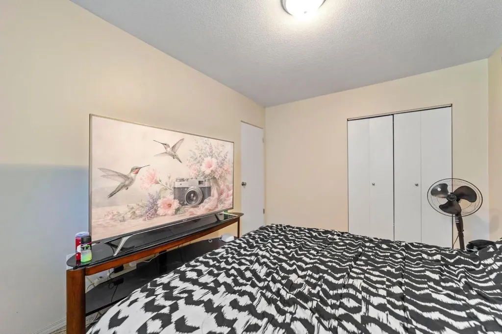 6404A 45 Avenue Camrose AB T4V 0C2