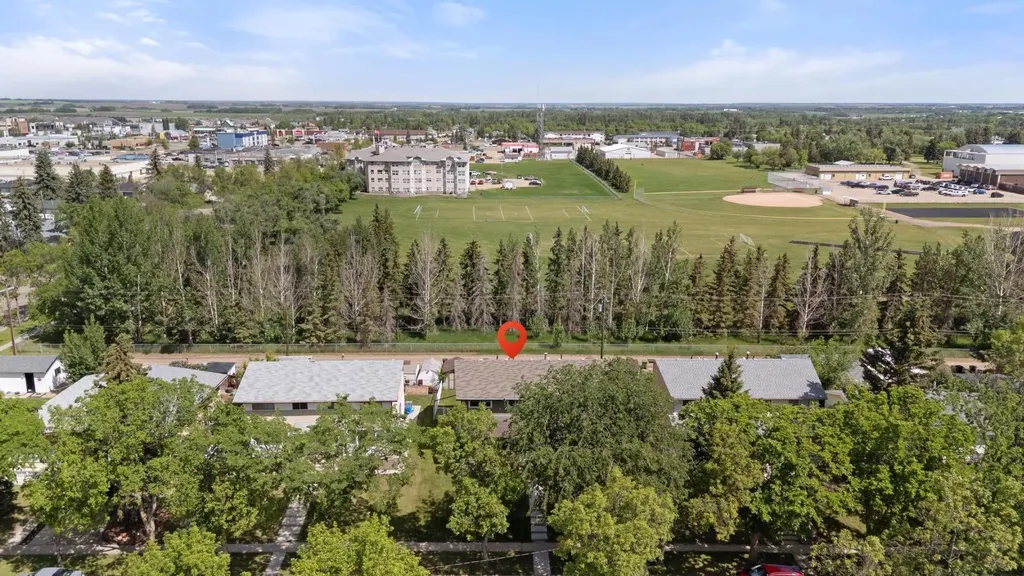 6404A 45 Avenue Camrose AB T4V 0C2