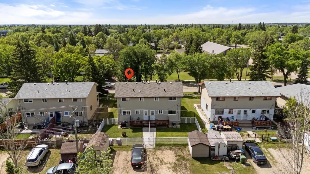 6404A 45 Avenue Camrose AB T4V 0C2