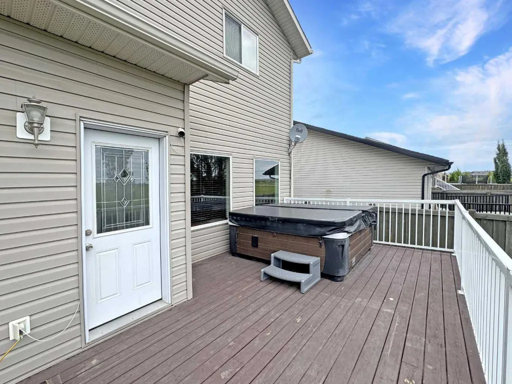12601 105 Street Grande Prairie AB T8V 2N3